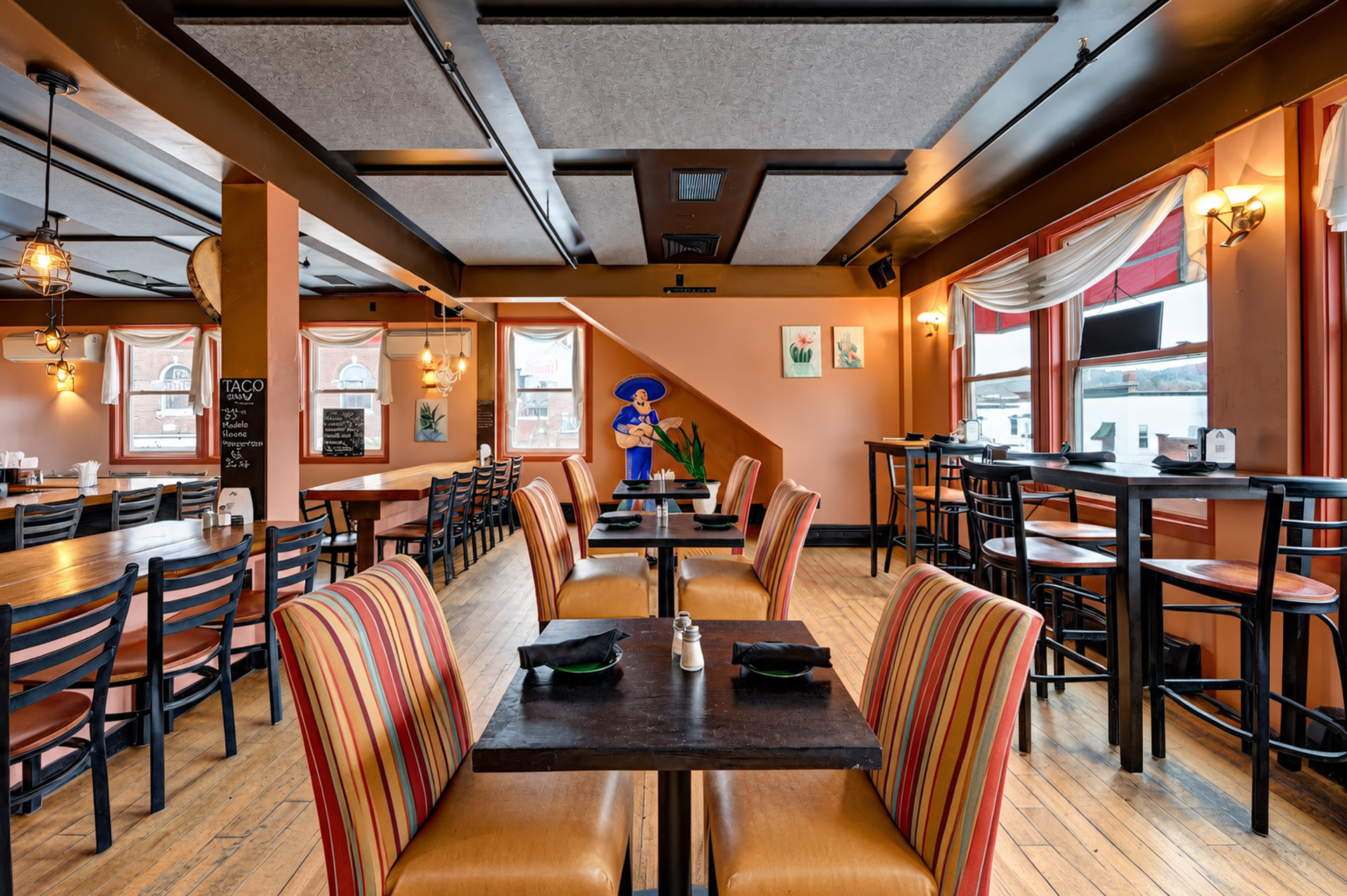 Plan ahead, dine happily.